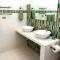 Togo B&B Farallon
