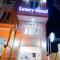 LUXURY HOSTEL