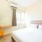 Pratisarawirya Guesthouse by ecommerceloka