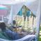 7 Bedroom - Sleeps 14! Next to Bourbon Street
