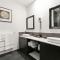 Campania Spa Suite 3