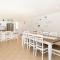 Coastaway I Pet Friendly I 3 Min Walk to Beach
