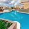 Yucca Park, Lovely, quiet, 2 bedroom, 70m2, ocean pool view!