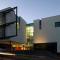 New Superhost Listing: Bright flat nr. University