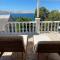 House Petra on the beach-sea - 策萨利卡