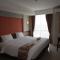 Loji Hotel