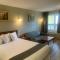 Hotel and Suites Les Laurentides - Saint-Sauveur-des-Monts