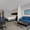 Holiday Inn Express & Suites - Milwaukee - Brookfield, an IHG Hotel - 布鲁克菲尔德