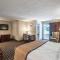 Rodeway Inn & Suites - 查尔斯镇