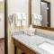 Comfort Inn Waukesha - Milwaukee West