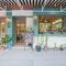 Blooming Hill Boutique Suites