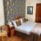 OSheas Hotel