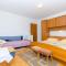 Apartments Moloco