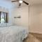 Sunny Beachfront Biloxi Condo with Resort Amenities!