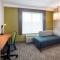 Holiday Inn Express & Suites Halifax Airport, an IHG Hotel - انفيلد