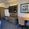 Holiday Inn Express & Suites Chatsworth by IHG - تشاتسوورث