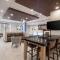 Holiday Inn Express & Suites Chicago - Hoffman Estates, an IHG Hotel