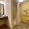 Holiday Inn Express Hotel & Suites Charleston-Ashley Phosphate by IHG