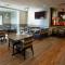 Holiday Inn Hotel & Suites Des Moines-Northwest, an IHG Hotel