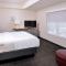 Holiday Inn & Suites - Farmington Hills - Detroit NW by IHG