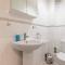 4 Bed 3 Baths in CENTRAL WINDSOR! WALK 2 ALL THE SIGHTS! LEGOLAND 5 MIN DRIVE