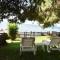 Barlee Beach Front House, Metamorfosi - Metamorfosi