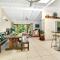 Vista Hillview Family Villa