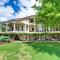 Whispering Oak Mansion