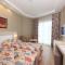 Riviera Hotel & Spa