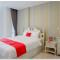 RedDoorz Plus @ Madukoro Raya Semarang - Kalibanteng-lor