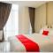RedDoorz Plus @ Madukoro Raya Semarang - Kalibanteng-lor