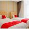 RedDoorz Plus @ Madukoro Raya Semarang - Kalibanteng-lor