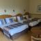 OSheas Hotel