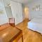 Spacious and bright 2 bedroom apartment with terrace - لوزان