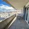 Spacious and bright 2 bedroom apartment with terrace - Lausanne