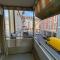 Comfortable, very well located between train station and lake!