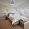 Host & Stay - Sunflower Cottage