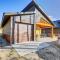 Fireplace and Deck Modern Cabin in Grand Lake!
