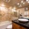 9 Vail Road Vail Village 2 to 4 Bedrooms by Vail Realty