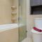 Exclusive with Comfortable 2BR Apartment at Branz BSD By Travelio - Тангеранг