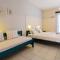 Kavos Psarou Studios & Apartments