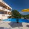 Apartments with pool Ivana Krk - Krk
