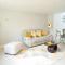 Home from home - 4 Double Bed House with Parking