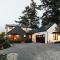 Whidbey Island Modern Farmhouse - Greenbank