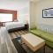 Holiday Inn Express Hotel & Suites Salem, an IHG Hotel