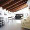 Mosen Sorell Apartments