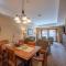 Comfortable & Spacious 2 Bedroom Condo unit in Mountaineer Square condo - كريستيد بات