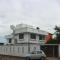 Yayas House