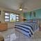 Beachfront Kihei Sanctuary with Lanai and Ocean Views! - Kihei