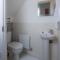 Modern 2 Bed House with Parking and Garden